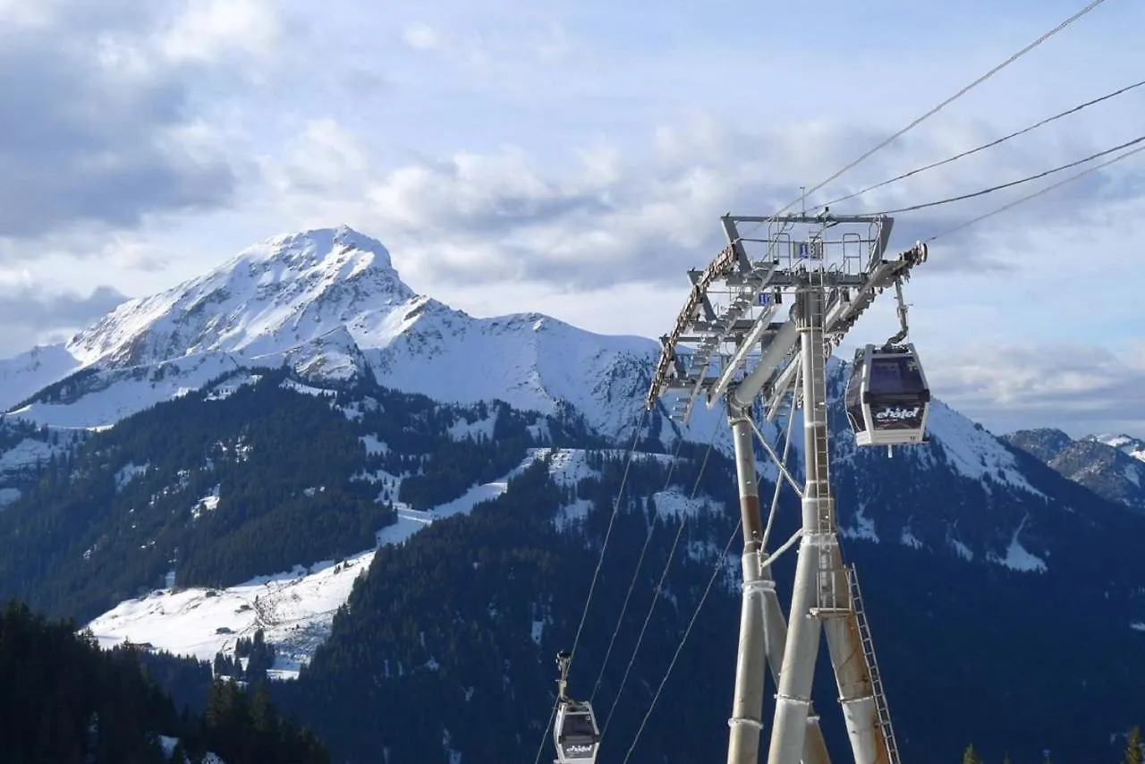 Hotel Les Triolets Chatel 2*,