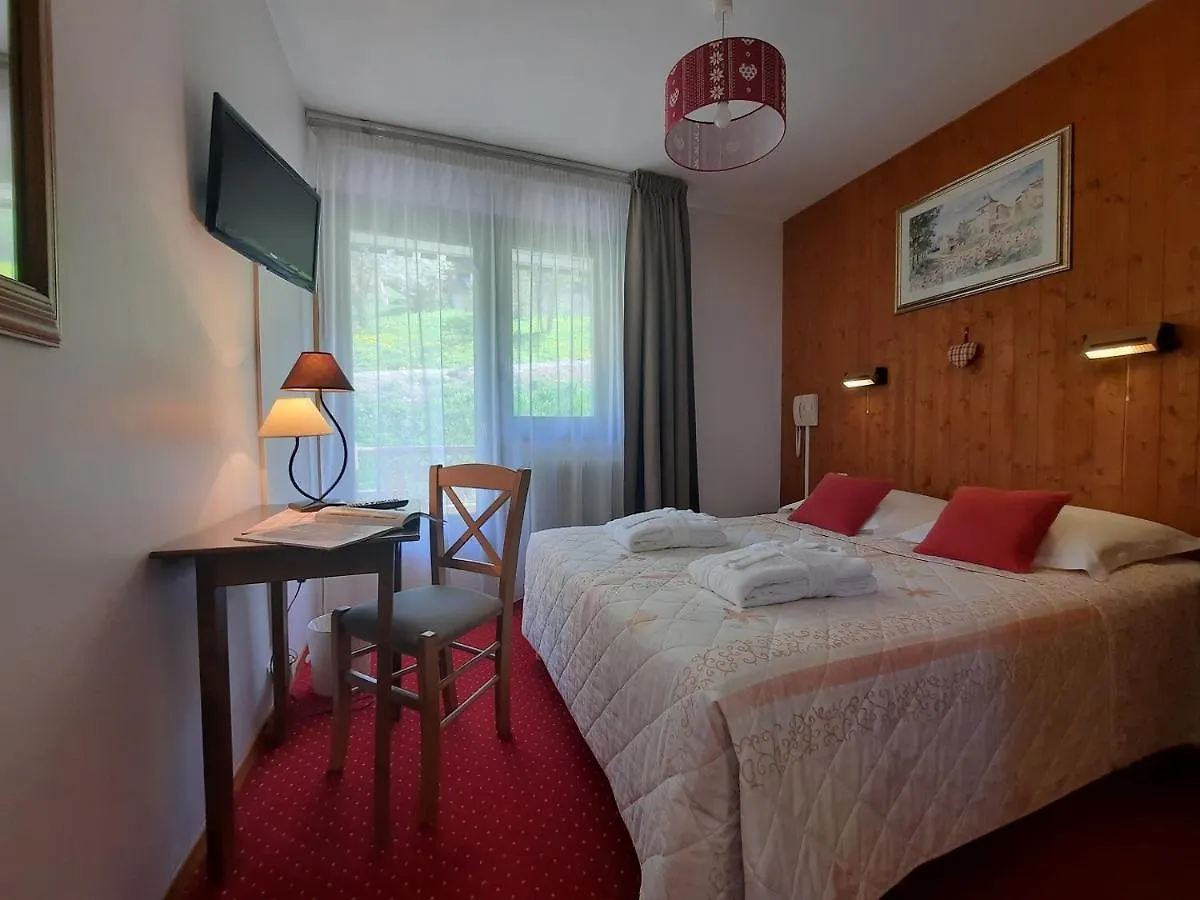 Hotel Les Triolets Chatel 2*,  France